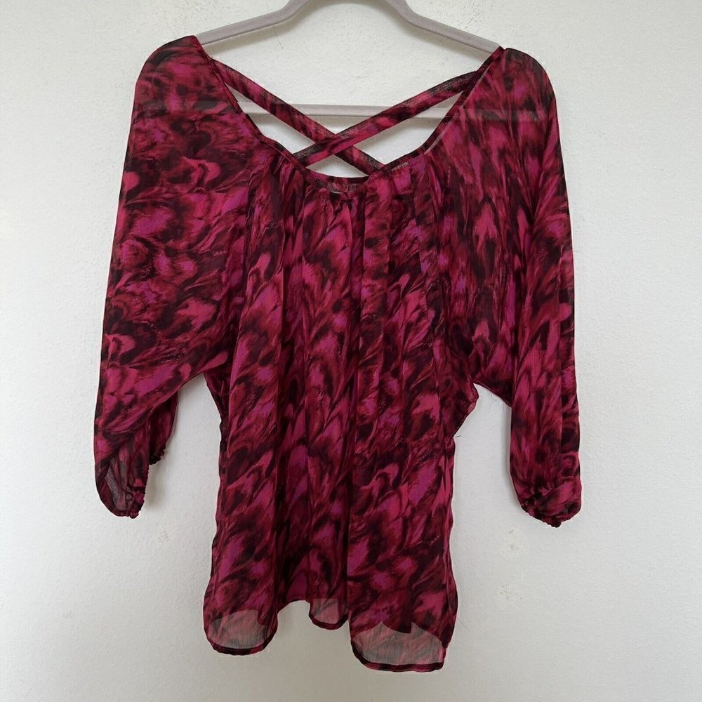 Express feather Blouse top MEDIUM magenta pink 3/4 Sleeve Criss Cross back - Picture 4 of 7